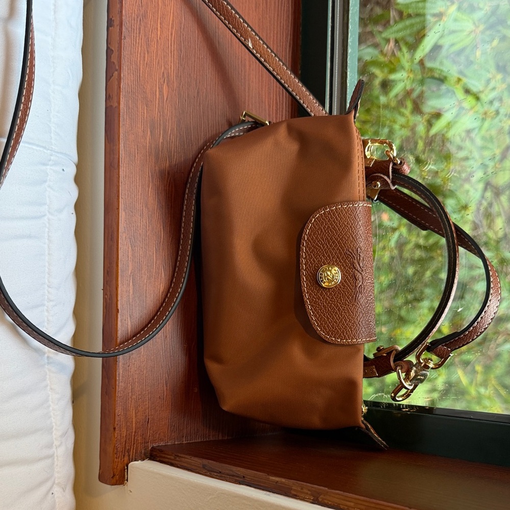 Longchamp mini Elegant Brown Leather Crossbody Bag